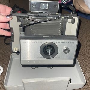Vintage Polaroid 103 Automatic Land Camera